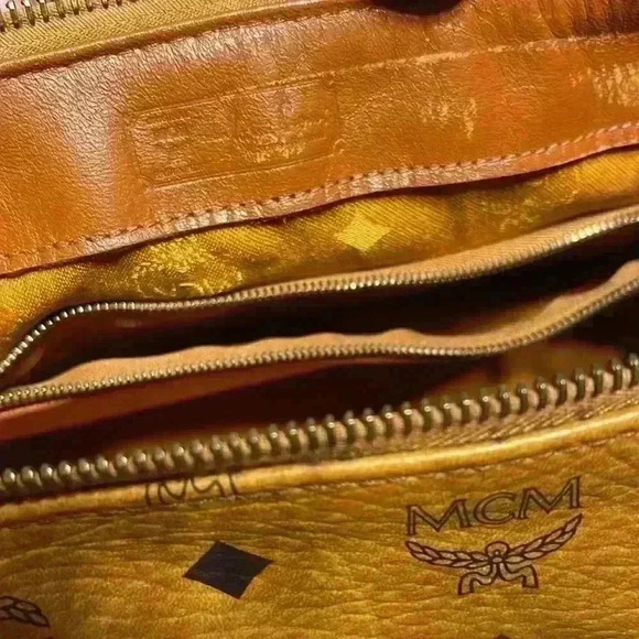 MCM Boston - Picture 4 of 8